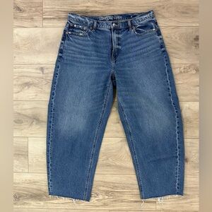 American Eagle Women's Barrel Jeans